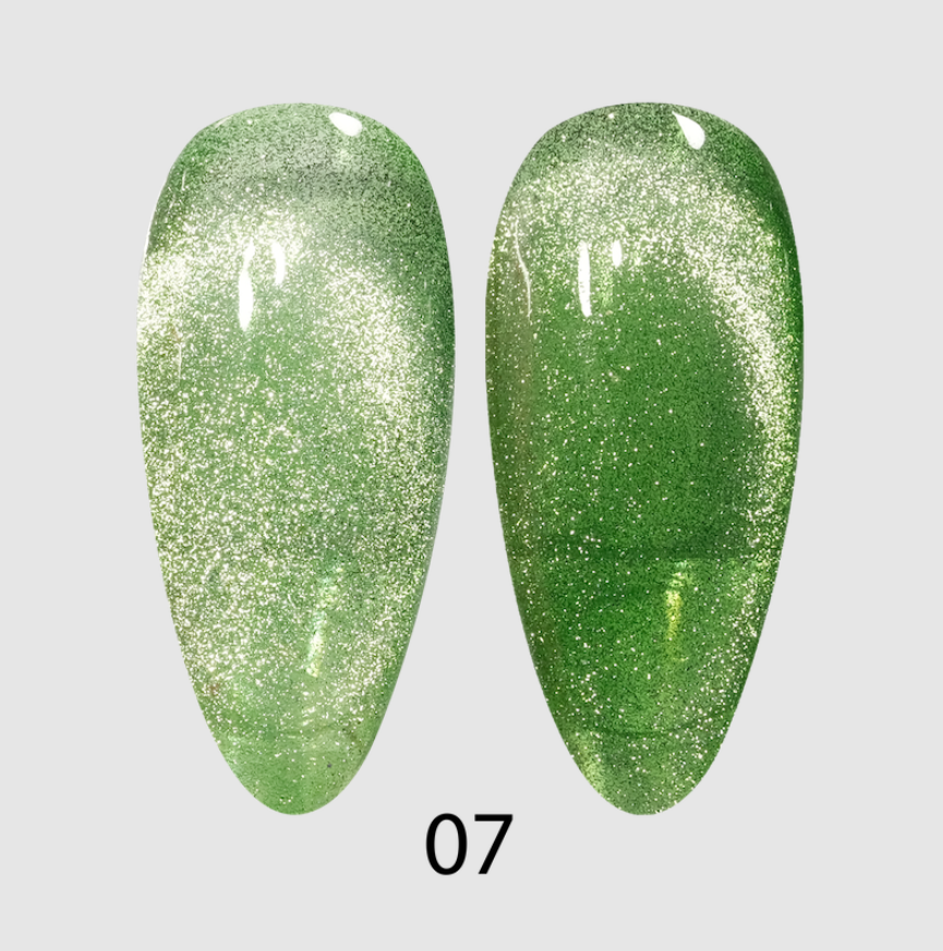 DND DC Cat Eye 9D Gel Polish  #07 Velvet Fern